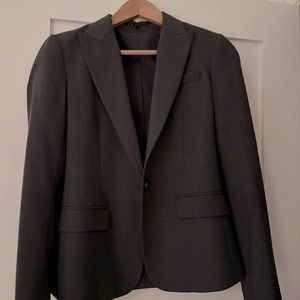 Theory US2 excellent, unworn, single breasted charcoal grey blazer